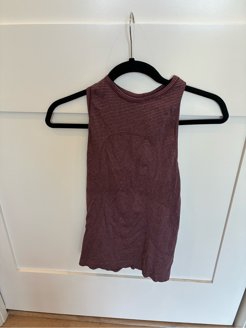 Lululemon Swiftly Tech tank top - burgundy
